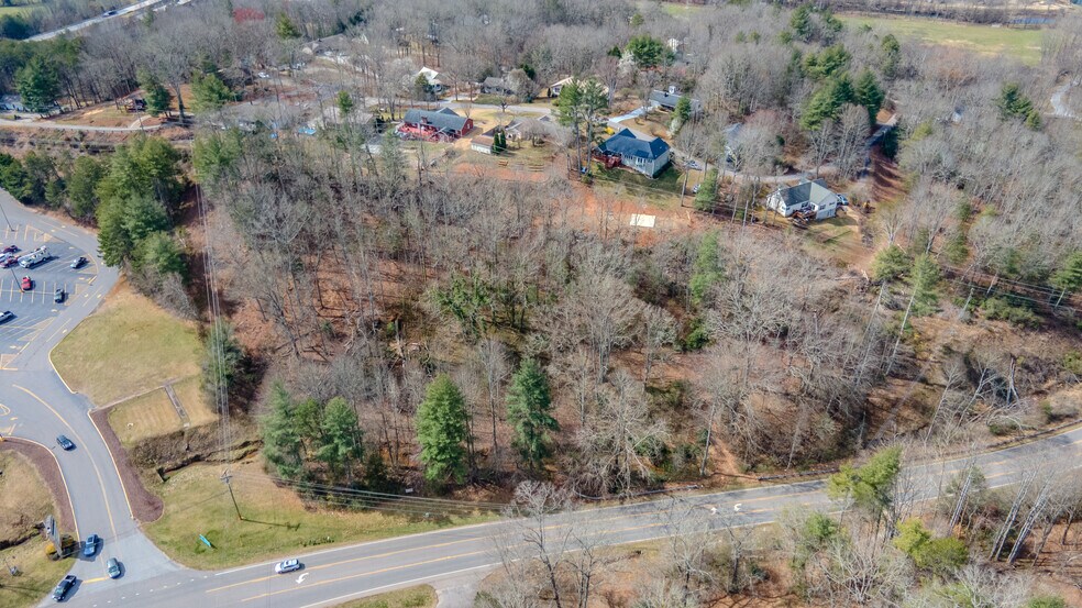 1011 Highlands Rd, Franklin, NC à vendre - Aérien – Image 2 sur 6