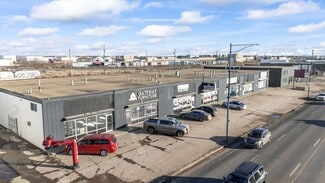 Plus de détails pour 5809 Gateway Blvd NW, Edmonton, AB - Local d'activités à louer
