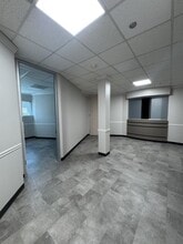 6243 Fairmont Pky, Pasadena, TX à louer Photo de l’immeuble– Image 2 sur 7