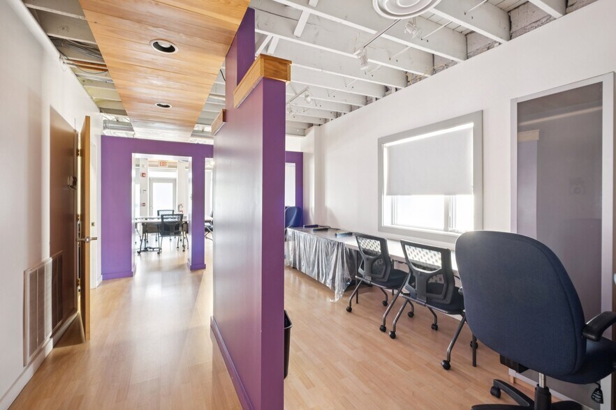 Narberth Office Portfolio Opportunity portefeuille de 2 biens à vendre sur LoopNet.fr - Photo de l’immeuble – Image 3 sur 51