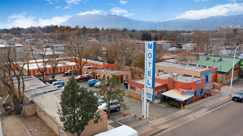 2105 E Platte Ave, Colorado Springs, CO à vendre - Aérien – Image 2 sur 73