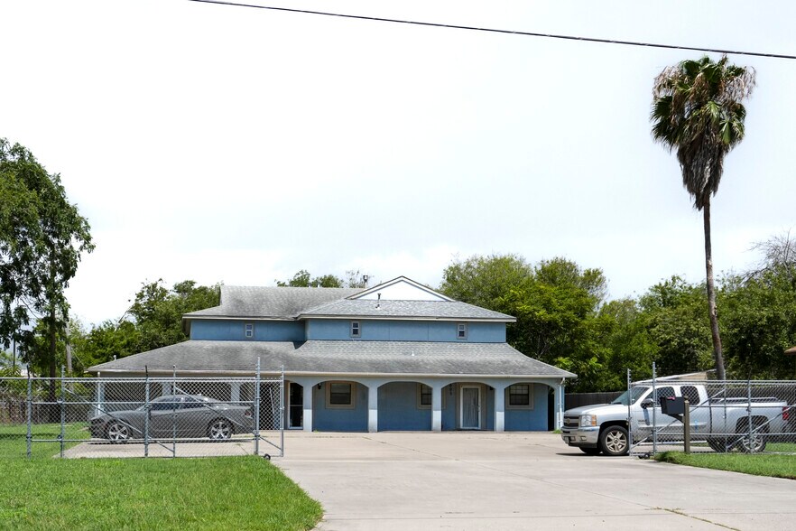 601 Omaha Dr, Corpus Christi, TX à vendre - Photo de l’immeuble – Image 2 sur 10