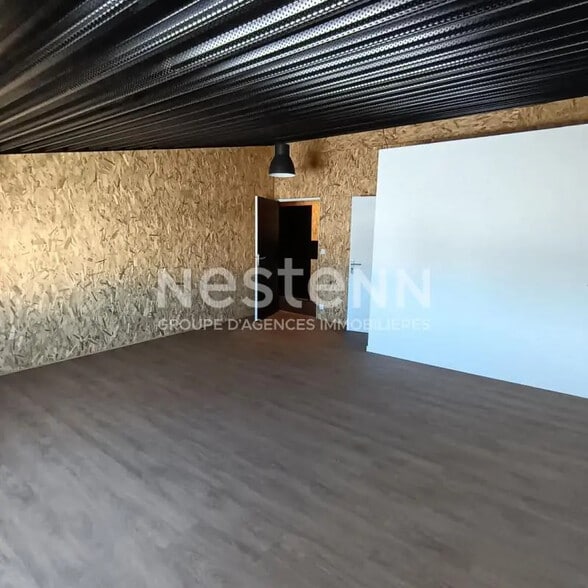 Bureau dans Vannes à louer - Photo de l’immeuble – Image 2 sur 4