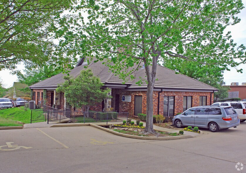 7901 S Sheridan Rd, Tulsa, OK à louer - Photo principale – Image 1 sur 11
