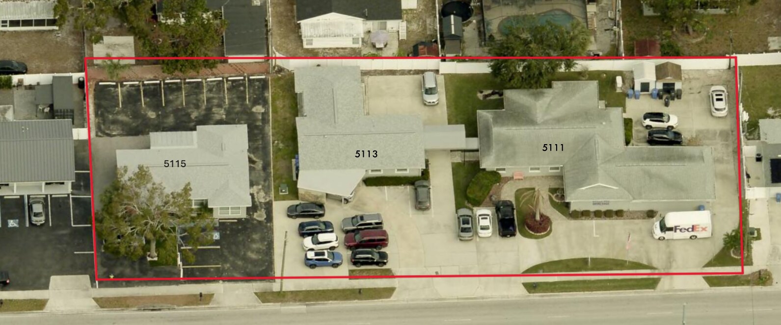 11,000 SF Office Development Opportunity portefeuille de 3 biens à vendre sur LoopNet.fr Aérien– Image 1 sur 20