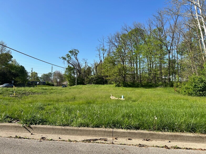 2900 Walnut St, Bloomington, IN à vendre - Photo de l’immeuble – Image 3 sur 3