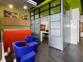 123 Richmond St, El Segundo, CA à louer Photo intérieure– Image 2 sur 24