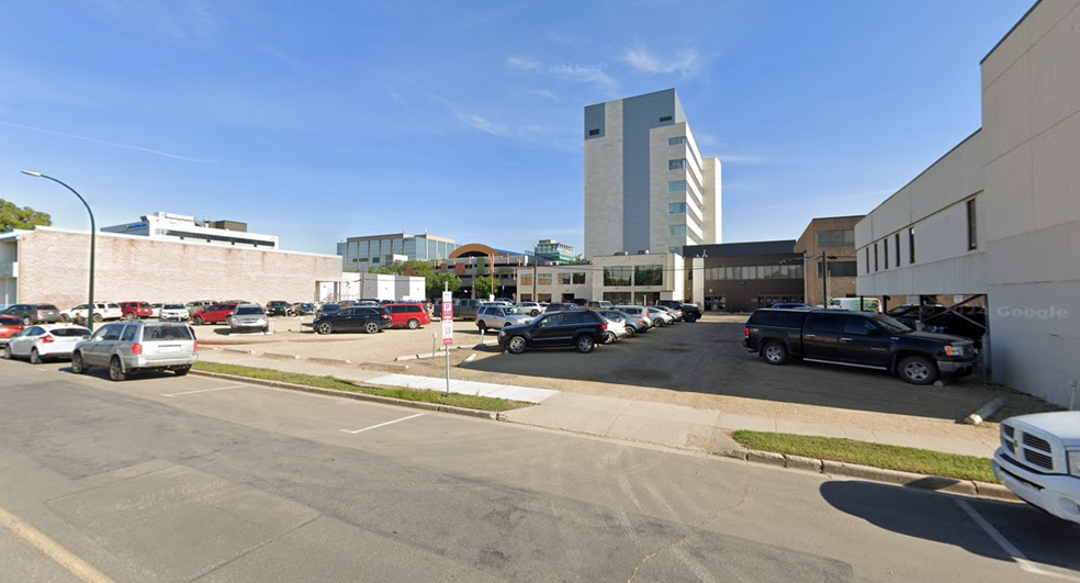 4709-4719 49 Av, Red Deer, AB à vendre - Photo de l’immeuble – Image 2 sur 11