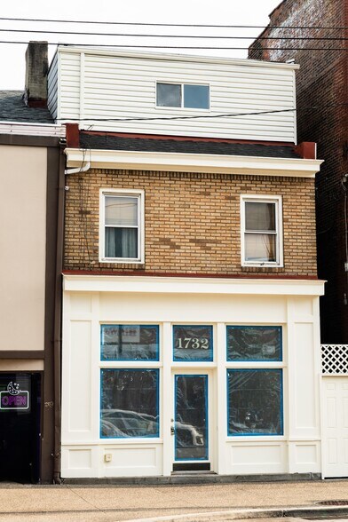 1732 E Carson St, Pittsburgh, PA à louer - Photo de l’immeuble – Image 1 sur 1