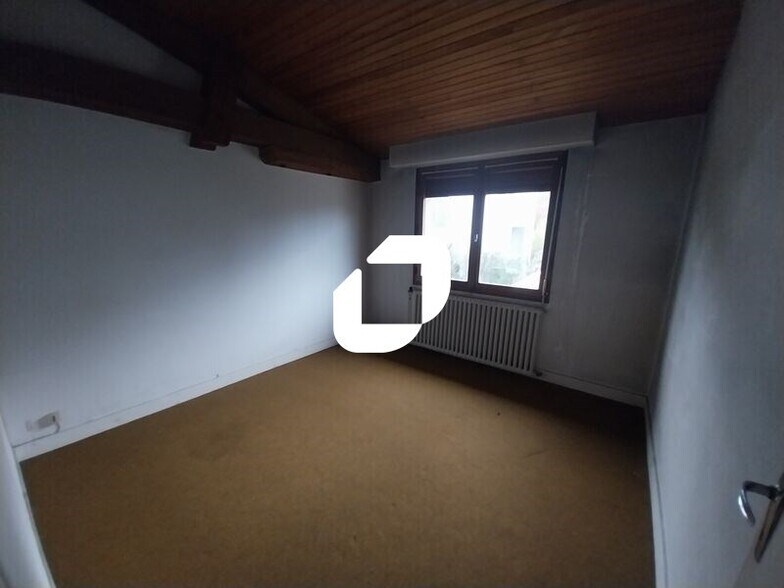 Bureau dans Le Bouscat à vendre - Photo de l’immeuble – Image 3 sur 36