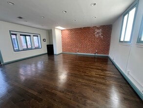 7415-7427 Beverly Blvd, Los Angeles, CA à louer Photo intérieure– Image 1 sur 1