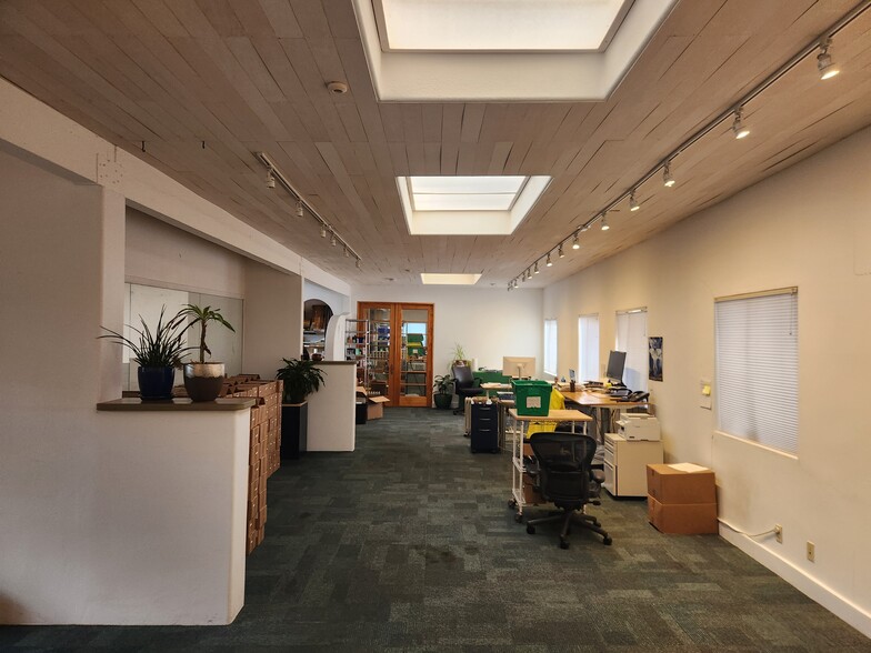 27 Gate 5 Rd, Sausalito, CA à louer - Photo de l’immeuble – Image 2 sur 5