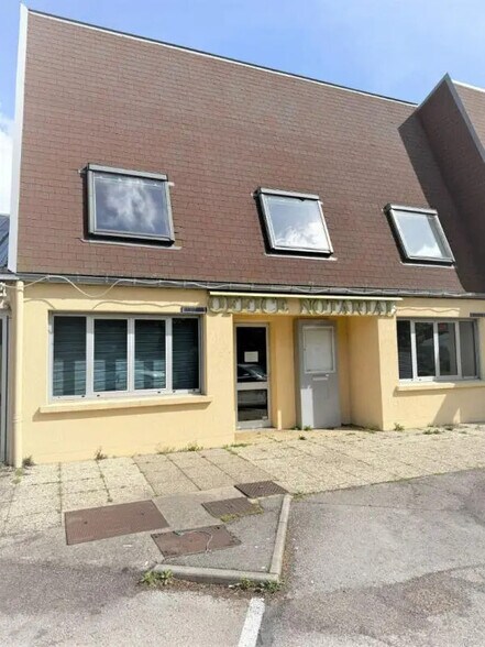 Bureau dans Devecey à vendre - Photo de l’immeuble – Image 3 sur 3