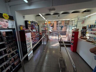 Plus de détails pour Local commercial à louer