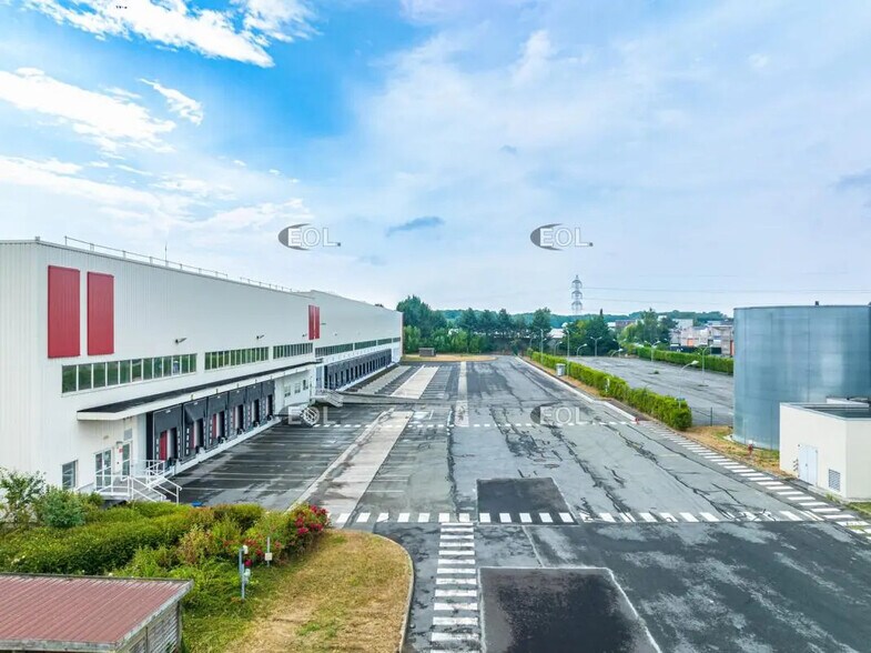 Industriel/Logistique dans Toufflers à louer - Photo de l’immeuble – Image 2 sur 10