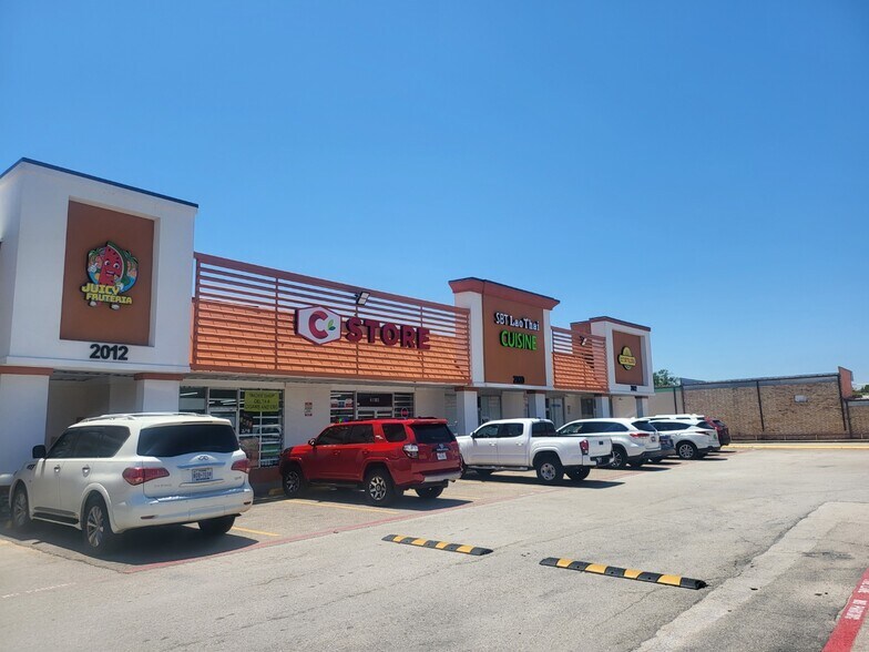 2006 W Buckingham Rd, Garland, TX à vendre - Photo de l’immeuble – Image 2 sur 4