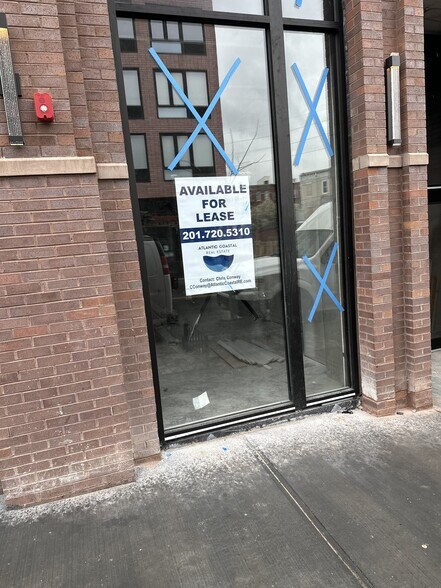 500 Communipaw Ave, Jersey City, NJ à louer - Photo de l’immeuble – Image 3 sur 3