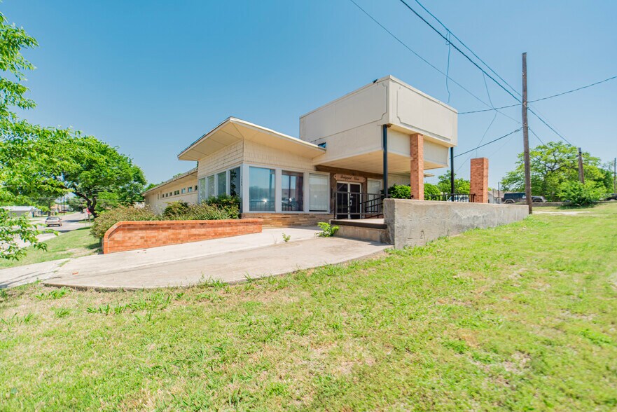 1306 13th St, Bridgeport, TX à vendre - Photo principale – Image 1 sur 25