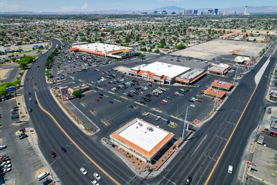 1255 S Lamb Blvd, Las Vegas, NV à louer - Aérien – Image 2 sur 10