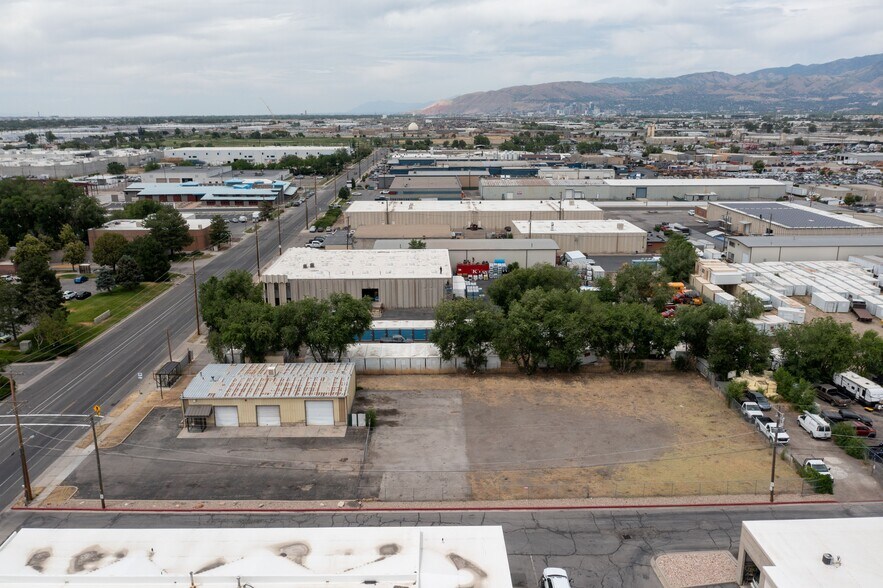 3625 S 700 W, Salt Lake City, UT à louer - Photo de l’immeuble – Image 3 sur 9