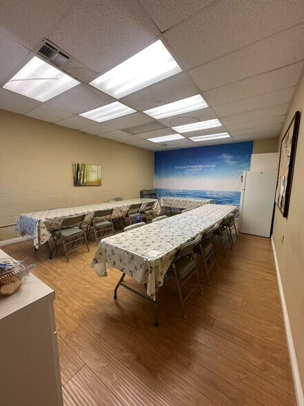 1716 Brea Canyon Cut Off Rd, Walnut, CA à louer - Photo de l’immeuble – Image 3 sur 12