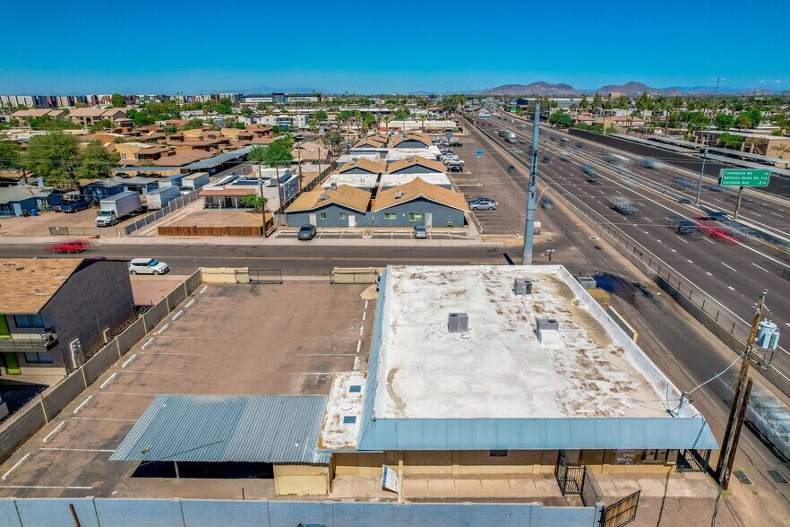 4496 N Black Canyon Fwy, Phoenix, AZ à vendre - Photo de l’immeuble – Image 2 sur 50