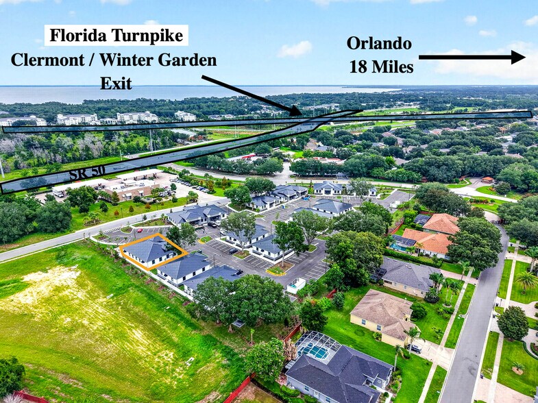 154 Southern Railway Cir, Oakland, FL à louer - Photo de l’immeuble – Image 2 sur 8