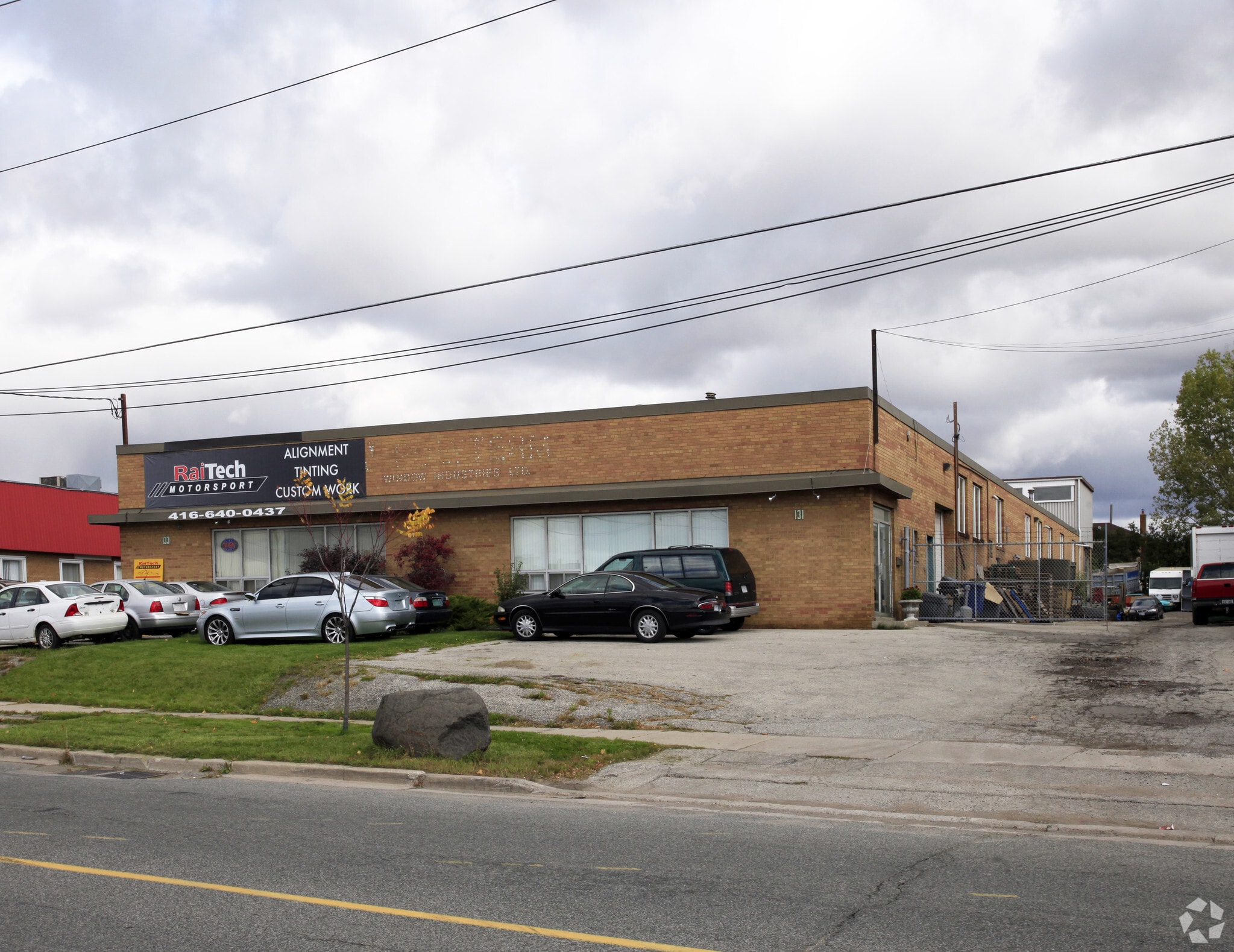 131 Oakdale Rd, Toronto, ON à louer Photo principale– Image 1 sur 6