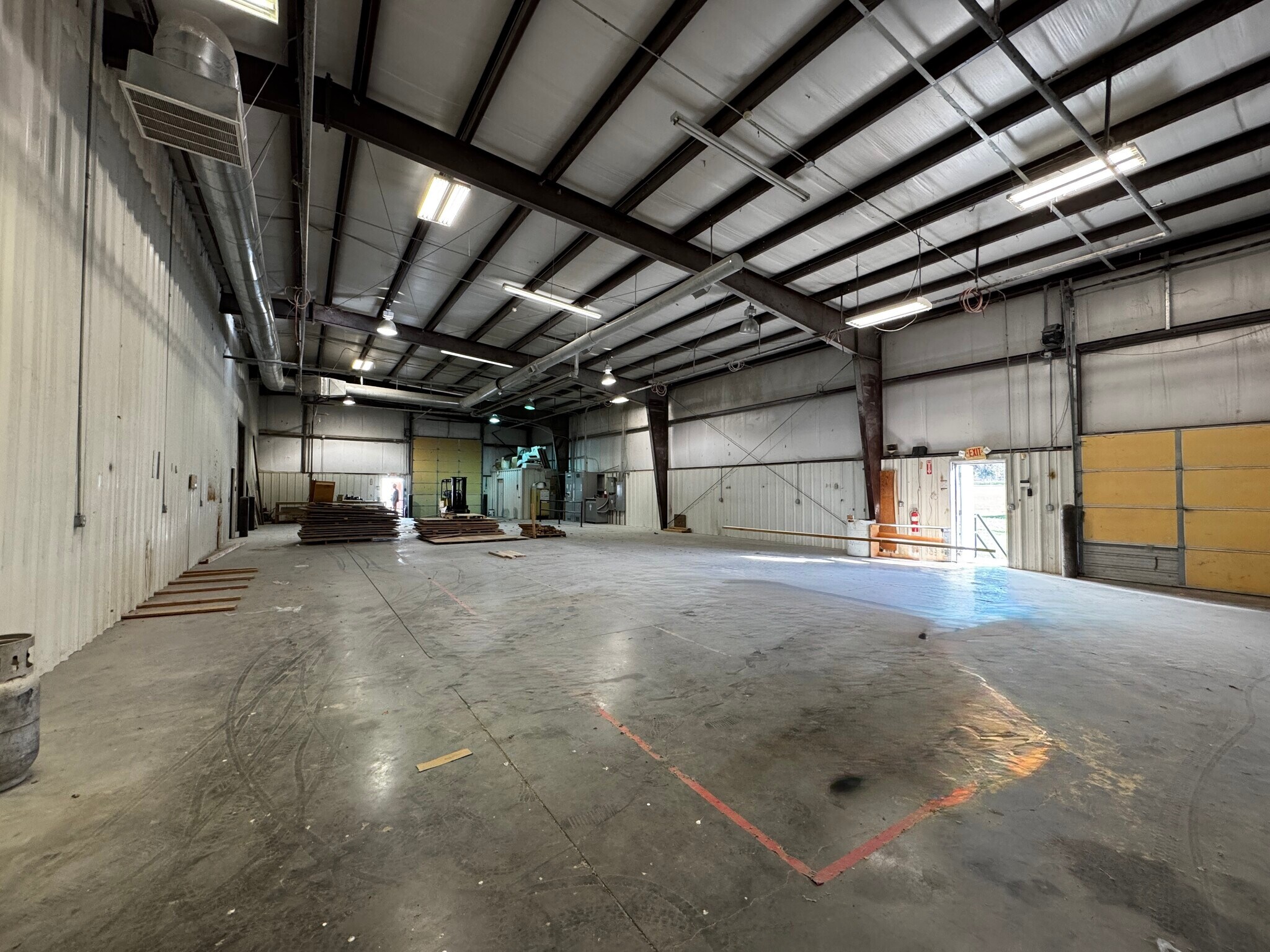27877 Glacier Point Rd, Lebanon, MO à louer Photo principale– Image 1 sur 27