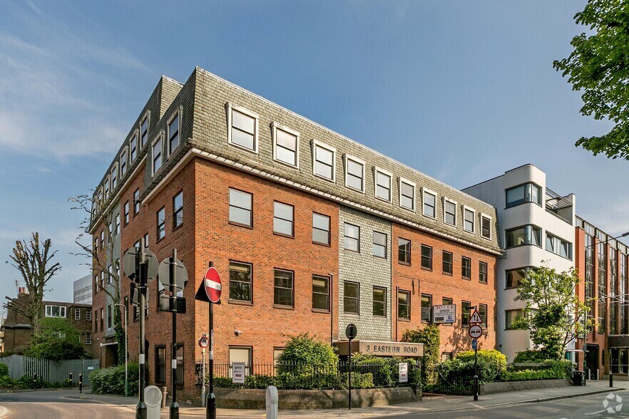 3-5 Eastern Rd, Romford à louer - Photo de l’immeuble – Image 3 sur 3