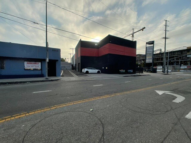 8913 National Blvd, Los Angeles, CA à louer - Photo de l’immeuble – Image 1 sur 21