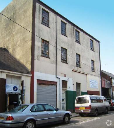 39 Upper Gardner St, Brighton à louer - Photo principale – Image 1 sur 2