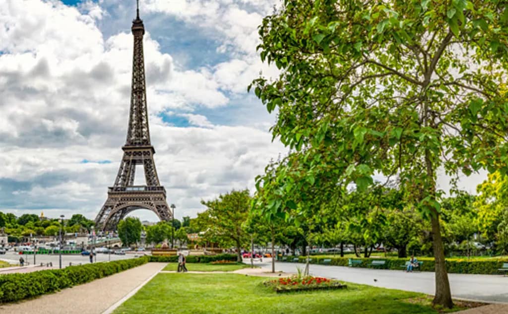 Local commercial dans Paris à louer Photo de l’immeuble– Image 1 sur 6