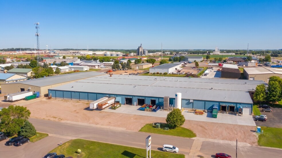 1200 E Birch St, Brandon, SD à vendre - Photo principale – Image 1 sur 1