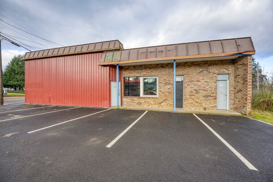 452 SE Main St, Willamina, OR à vendre - Photo de l’immeuble – Image 2 sur 47