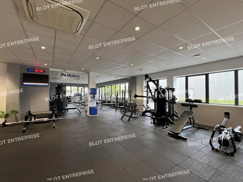 Bureau dans Rennes à louer - Photo de l’immeuble – Image 3 sur 14