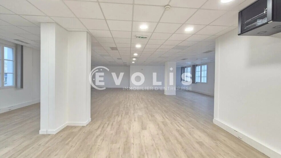 Bureau dans Chessy à louer - Photo intérieure – Image 3 sur 15