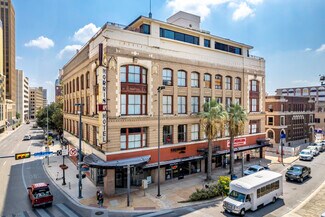 Plus de détails pour 126 E Main Plz, San Antonio, TX - Logement à vendre