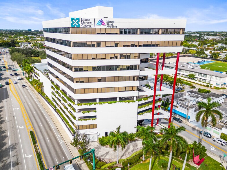 625 N Flagler Dr, West Palm Beach, FL à louer - Photo de l’immeuble – Image 3 sur 44