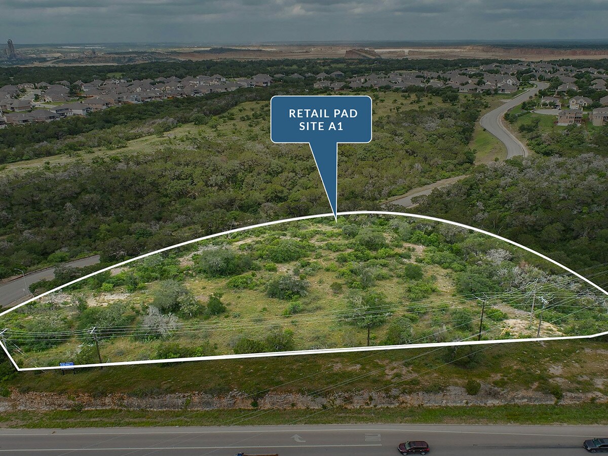 Loop 337, New Braunfels, TX à vendre Photo principale– Image 1 sur 4