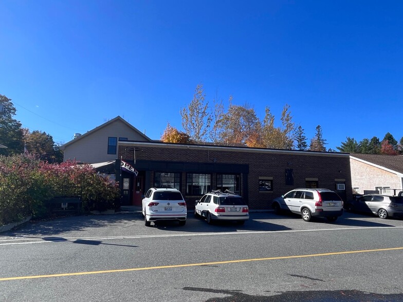 18 Village Green Way, Southwest Harbor, ME à louer - Photo de l’immeuble – Image 2 sur 37