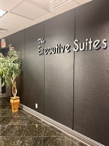 365 Rifle Camp Rd, Woodland Park, NJ à louer - Photo intérieure – Image 2 sur 26