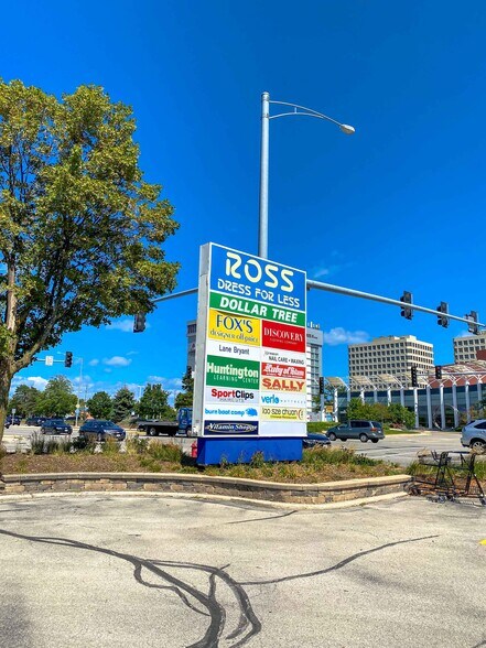9410-9466 Skokie Blvd, Skokie, IL à louer - Photo de l’immeuble – Image 2 sur 6