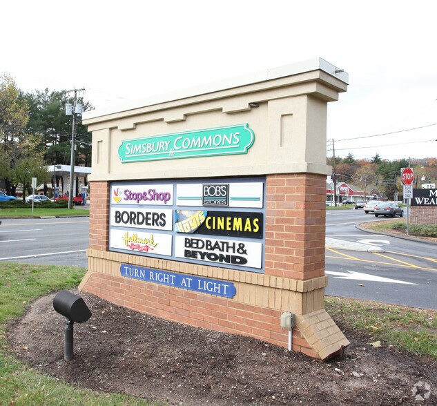 500-540 Bushy Hill Rd, Simsbury, CT à louer - Photo de l’immeuble – Image 3 sur 6