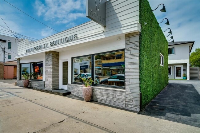 Plus de détails pour 323-325 Culver Blvd, Playa Del Rey, CA - Local commercial à vendre