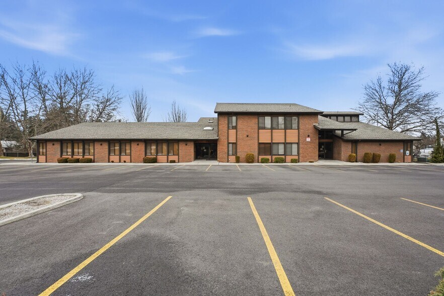 10103 N Division St, Spokane, WA à louer - Photo de l’immeuble – Image 2 sur 4