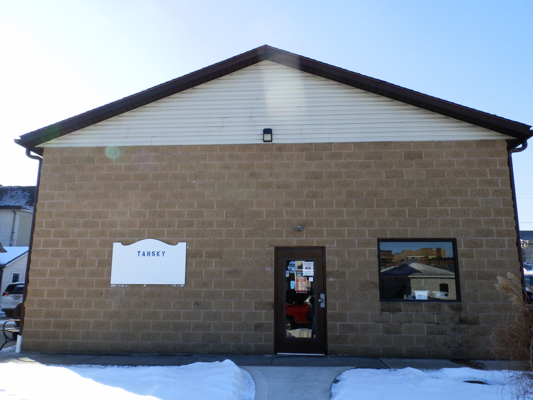 71 E 2nd St, Logan, OH à vendre Photo principale– Image 1 sur 12