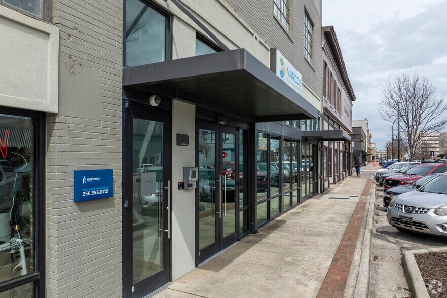 307 2nd Ave SE, Decatur, AL à louer - Photo de l’immeuble – Image 3 sur 19