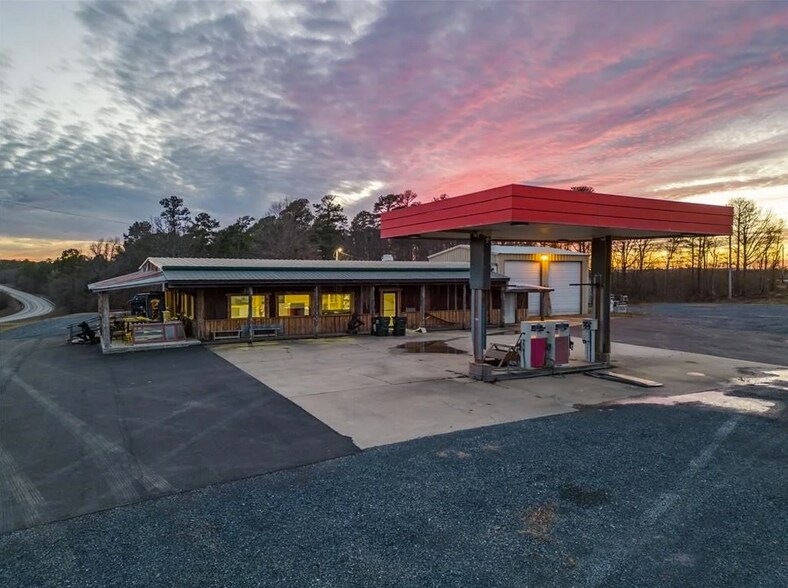 28 Indian Hwy 144, Broken Bow, OK à vendre - Photo principale – Image 1 sur 67