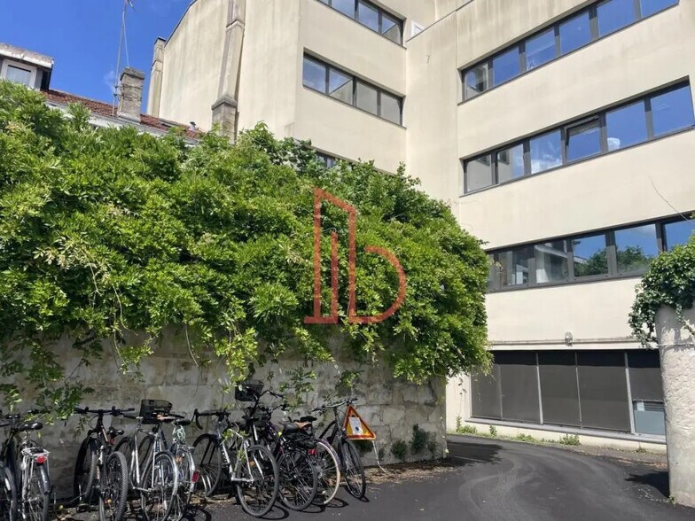 Bureau dans Bordeaux à louer - Photo de l’immeuble – Image 3 sur 7